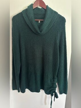 Leo & Nicole Dark Green Cozy Cowl Neck Sweater